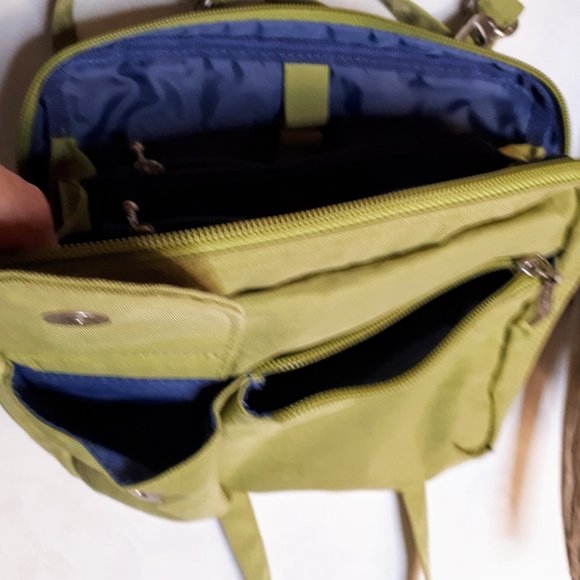 Baggallini Multi-Pocket Nylon Convertible Bagg - Picture 9 of 12